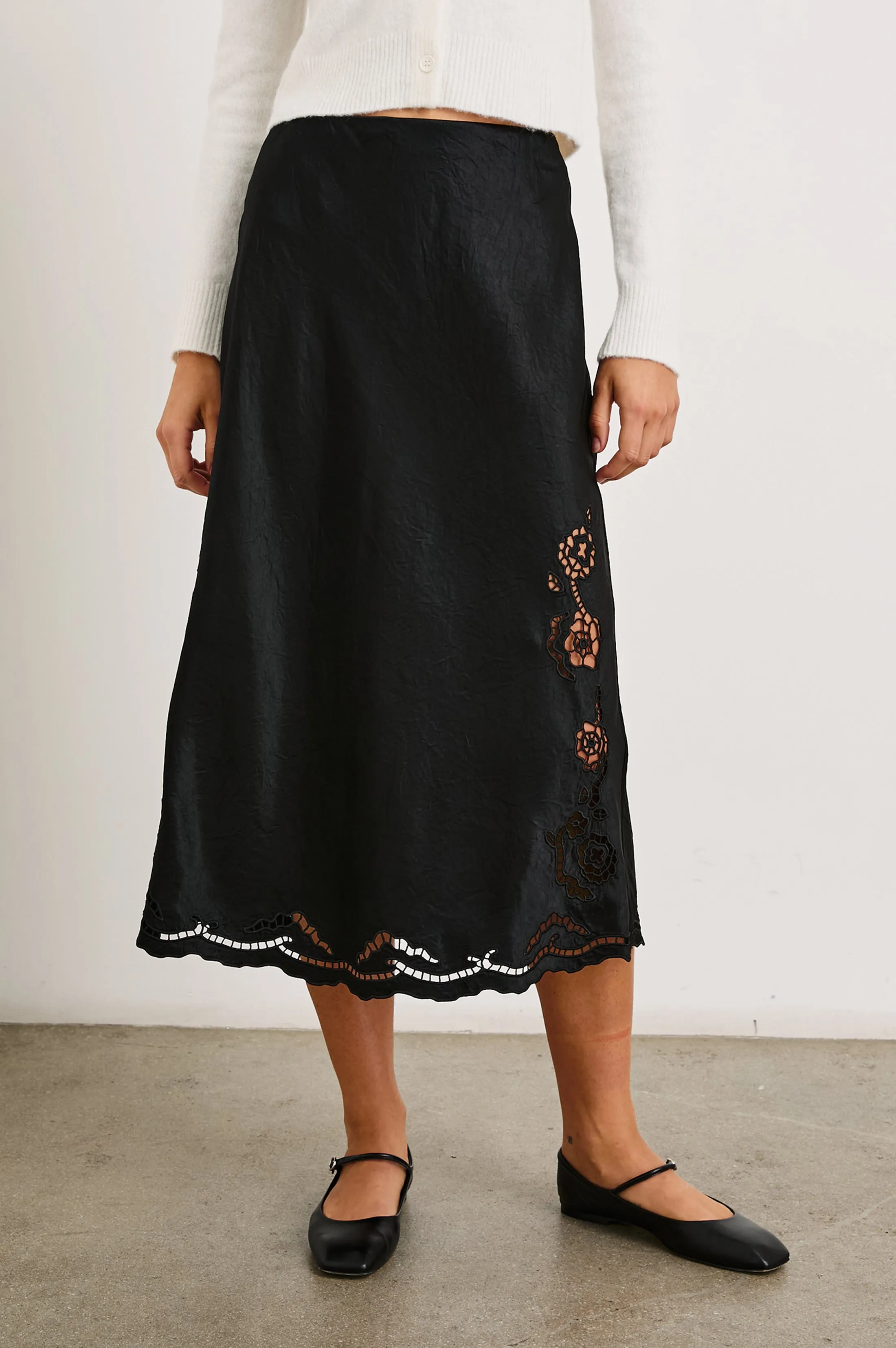 ANYA SKIRT - BLACK EYELET