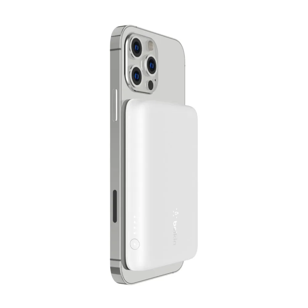 Belkin 2500mAh Magnetic Wireless Power Bank for iPhone Devices - White