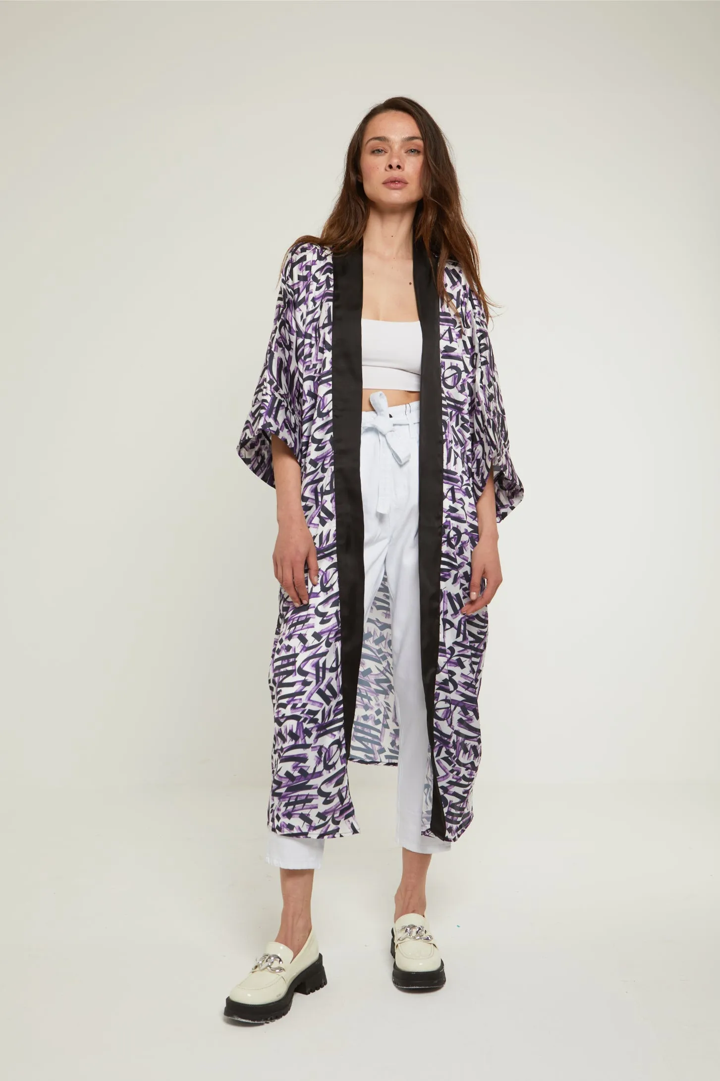 CALLIGRAPHY DREAM SATIN KIMONO - WHITE