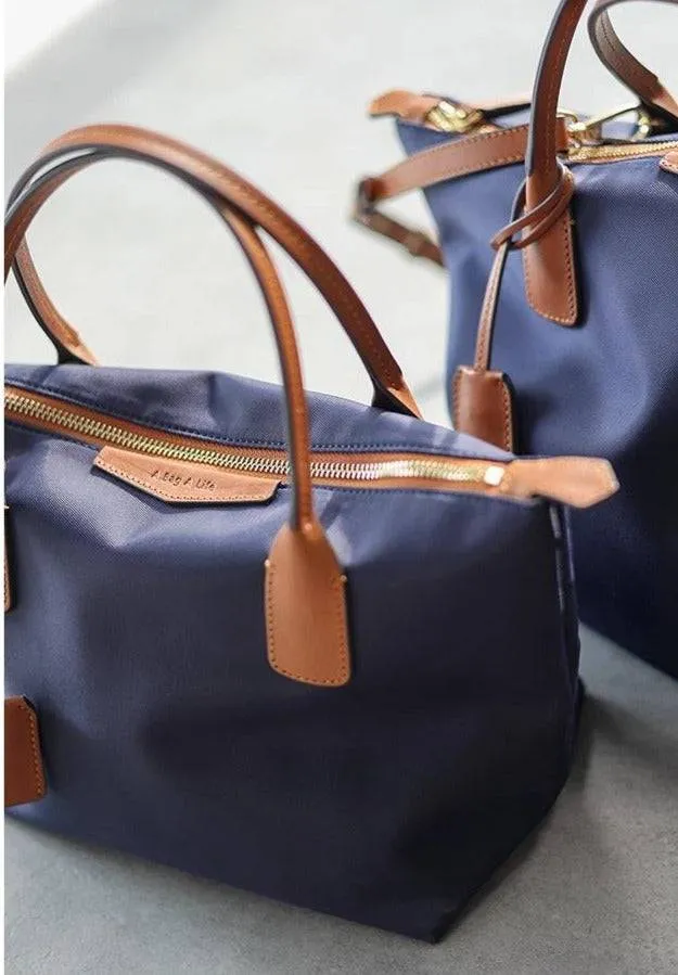 EmTote Shoulder Bag Blue