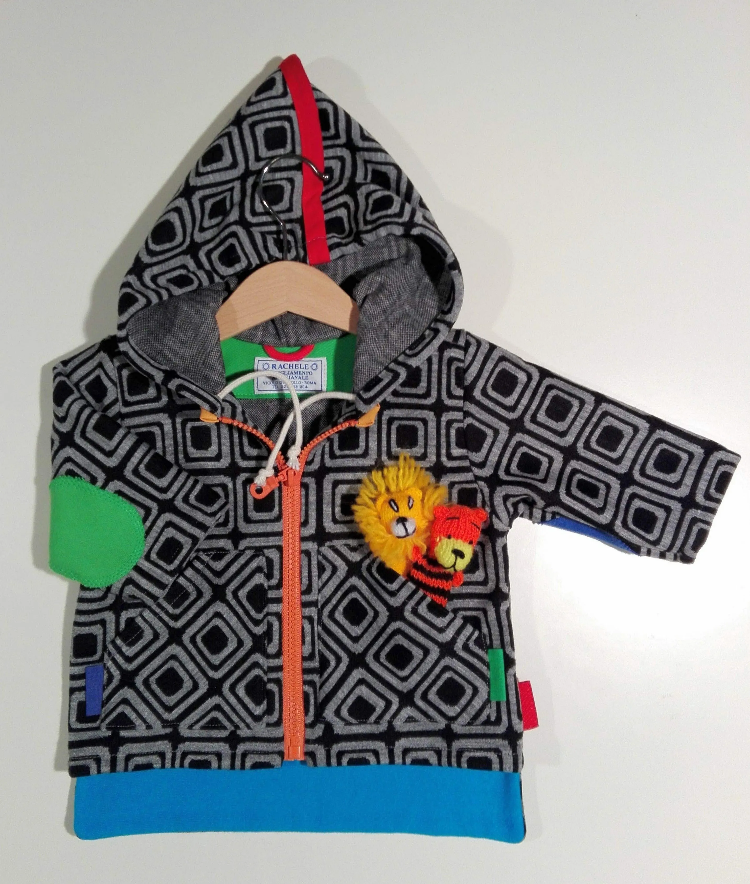 Jacket in mixed cotton and wool with hood