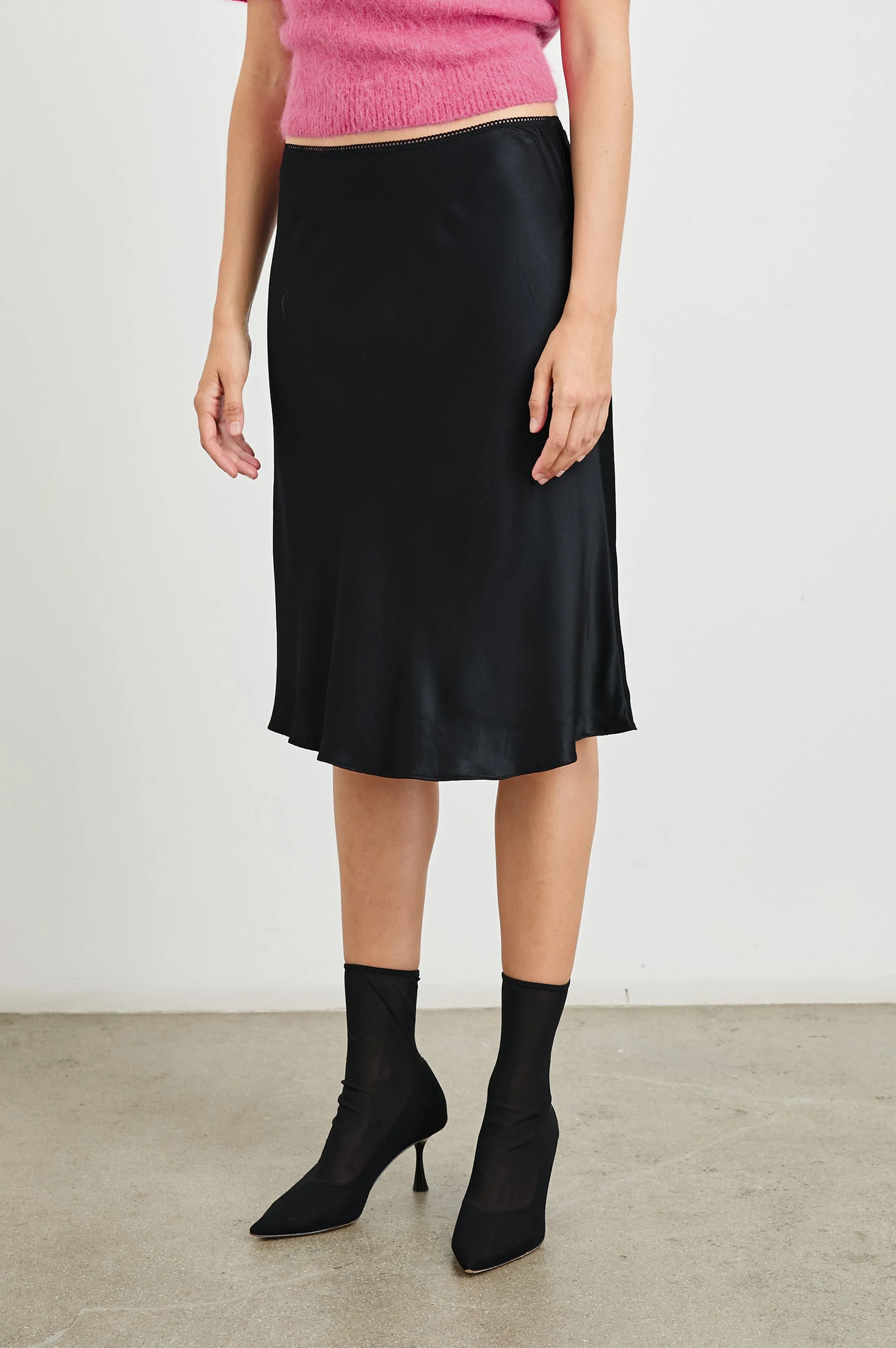 JOLENE SKIRT - BLACK