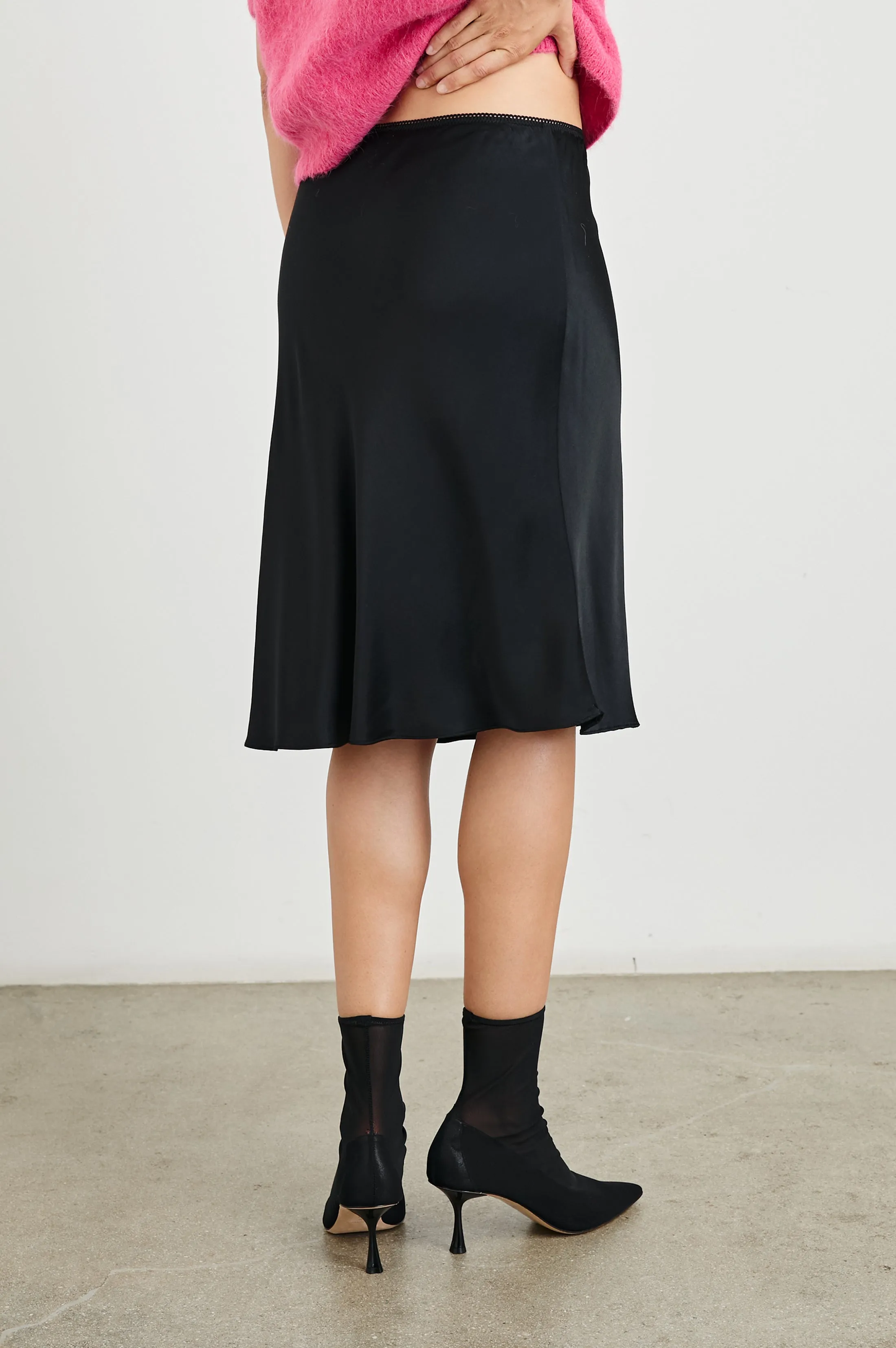 JOLENE SKIRT - BLACK