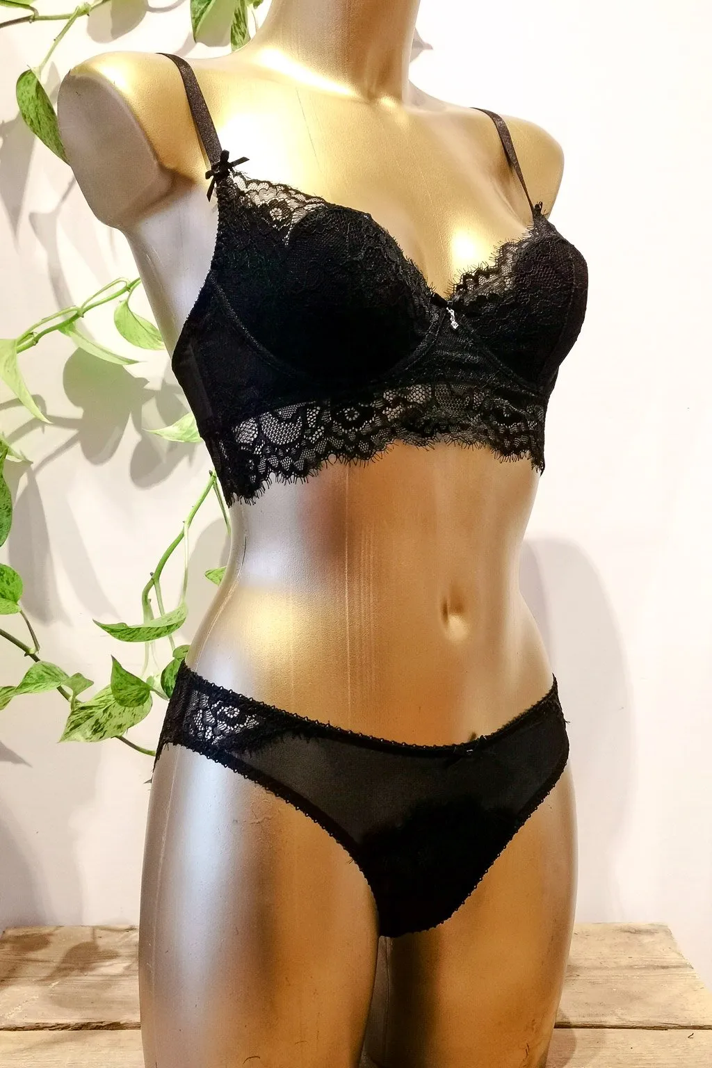 Lingerie Evelyn Black Bra