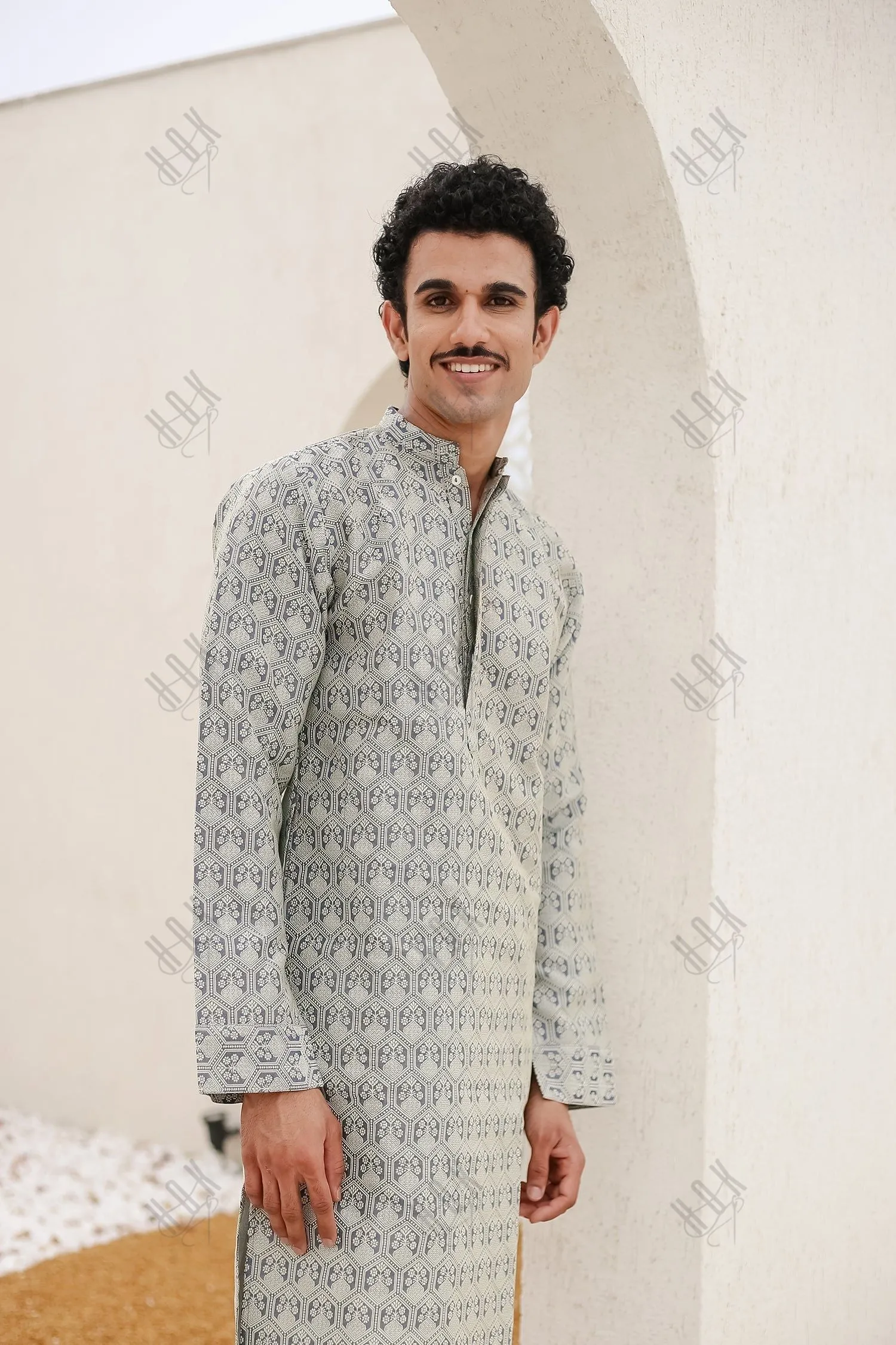 Men's Kurta In Jacquard Self  Grey Blue