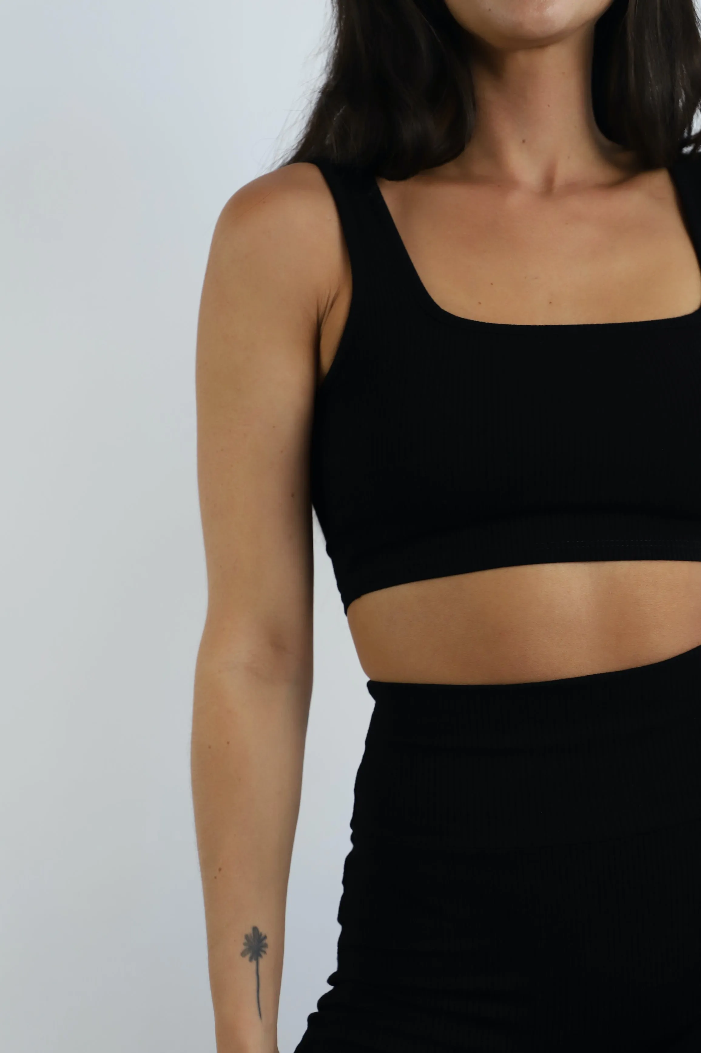 Mid City Ribbed Square Neck Crop Top Black