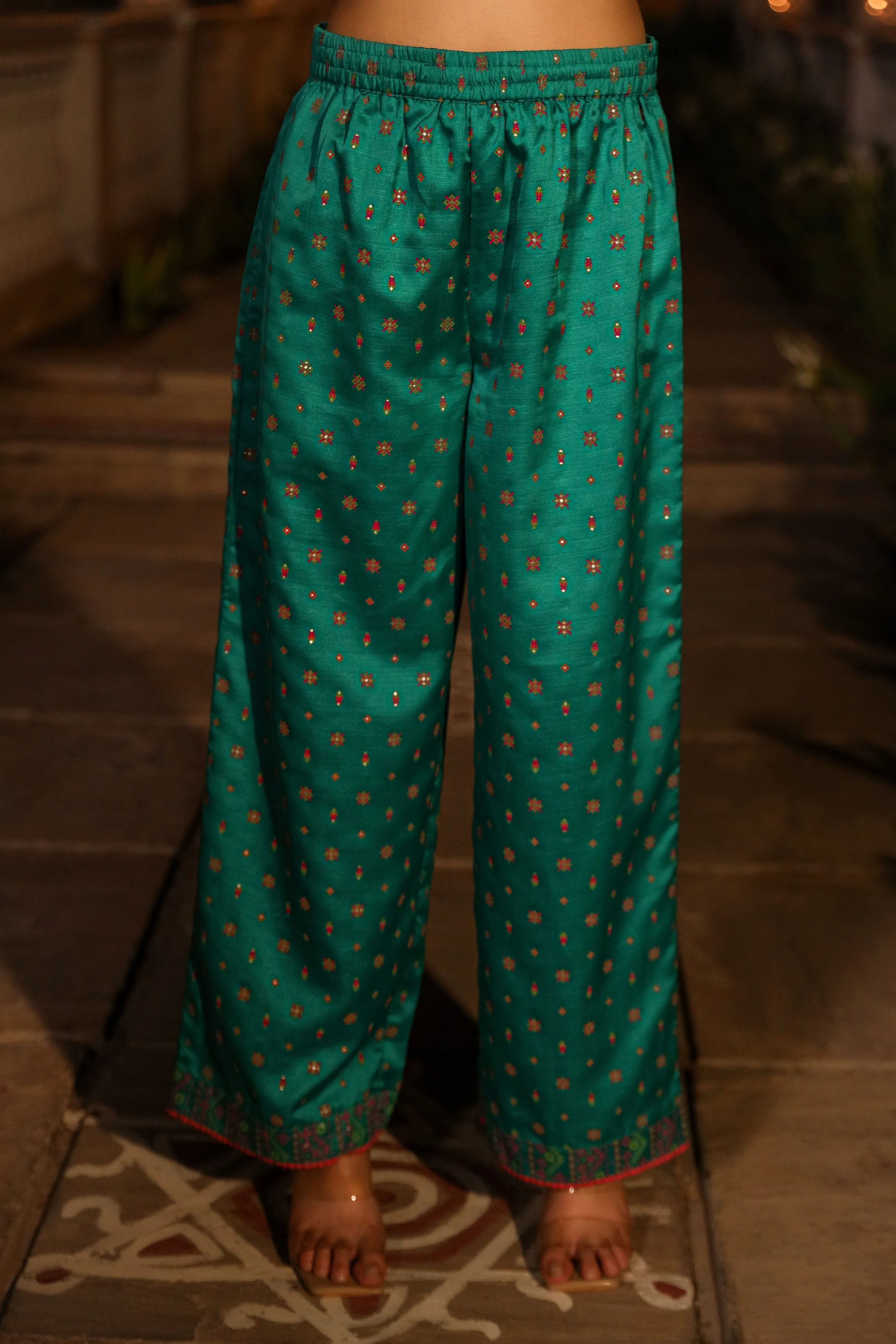 Sea Green Ethnic Motif Printed Slub Satin Kurta Pant And Chiffon Dupatta Set With Buttons & Lace